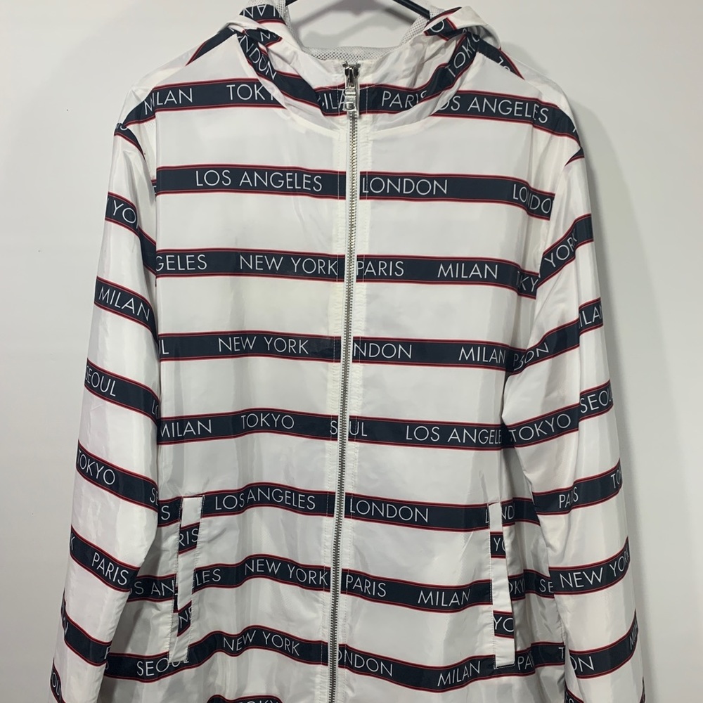 Forever 21 Men’s Jacket/Windbreaker Large